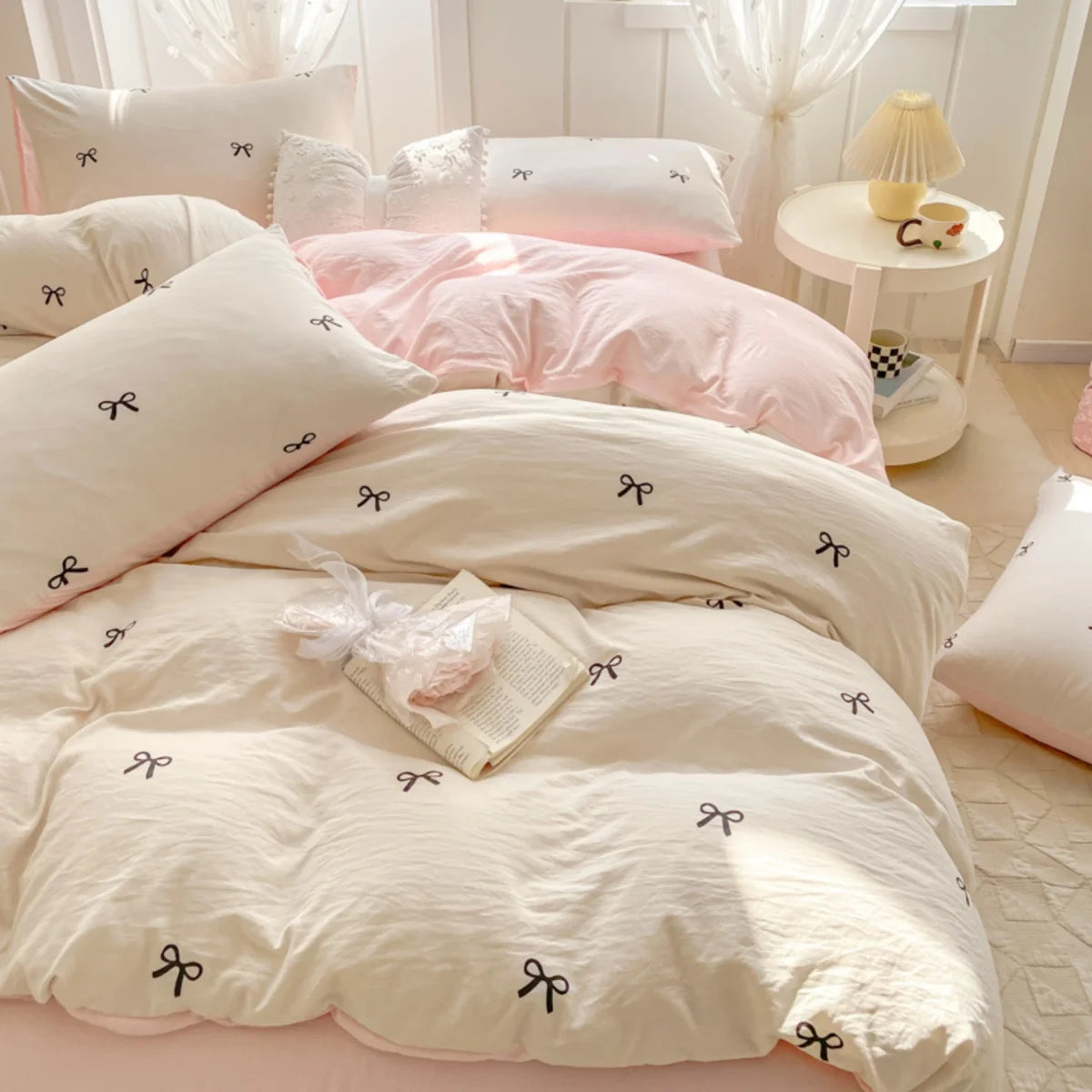 3 Piece Sheet Set pink bowknot embroidery duvet cover Set , comfortable Bedding Set Bedspread for All Season