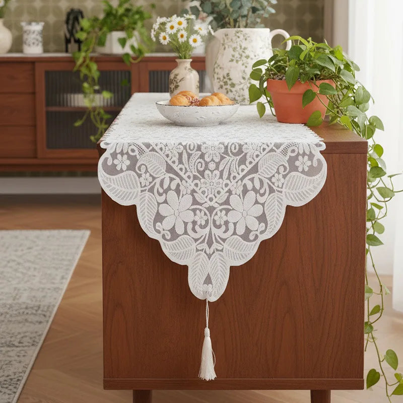 Retro French Lace Table Flag White Embroidered Long Tablecloth for Dining Sideboard TV Cabinet Chest of Drawers Shoe Cabinet Dec