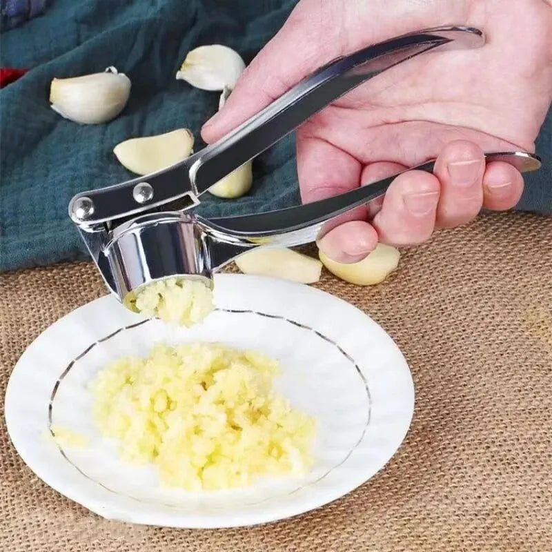 Multifunctional Manual Garlic Press – Anti-Skid Thickened Garlic Crusher