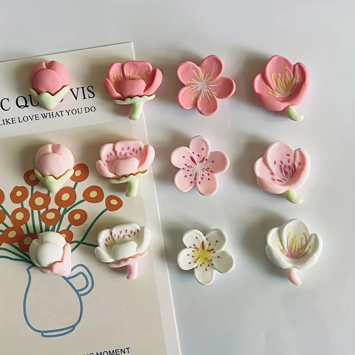 12Pcs Small Fresh Resin Decorative Refrigerator Magnets Magnets Stick Garden Flowers