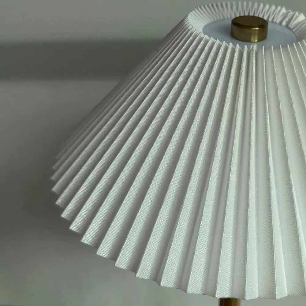 Metal Base Pleated Desk Lamp Fabric Shade Pastoral Style Touch Bedside Lamp Dimmable Wireless Bedside Ambient Light Bedroom