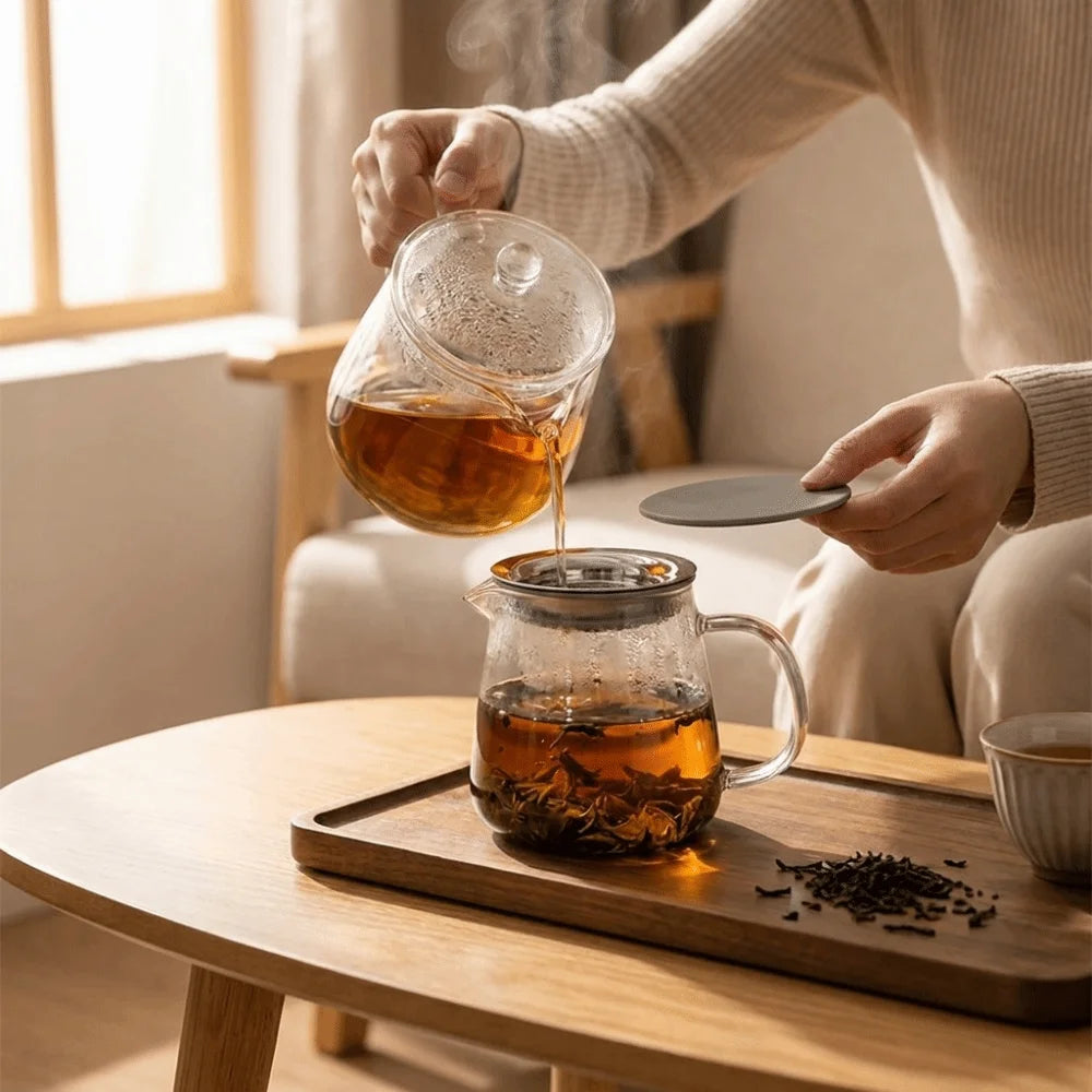 High Temperature Resistant Stainless Steel Tea Infuser Sturdy with Silicone Dust Cover Tea Strainer Fine Mesh Food Strainer