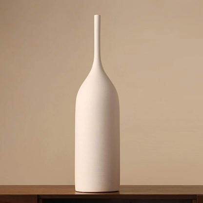 Minimalist Porcelain Flower Vase – Elegant Home Decor Ornament