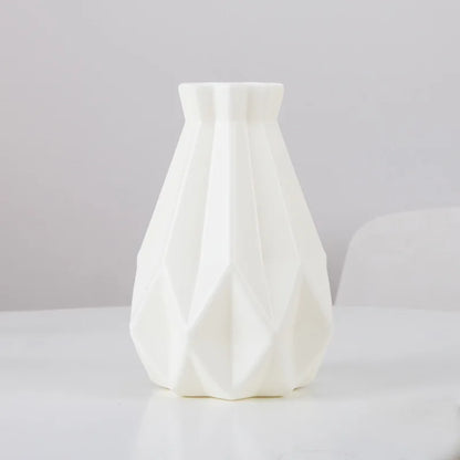 Modern Nordic Plastic Vase – Stylish Flower Arrangement Home Decor