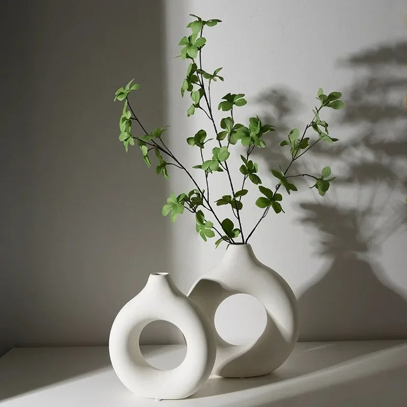 Simple Donut Shape Vase – Modern Flower Arrangement Home Decor