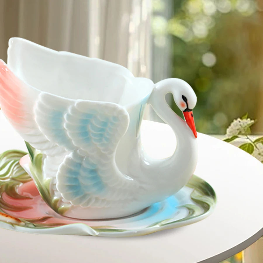 Luxurious 220ml Bone China Coffee Cup and Saucer Plate Set