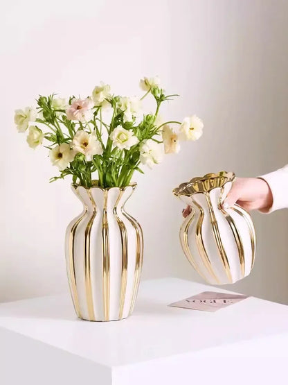 Nordic Retro Gold-Painted Cream Ceramic Vase