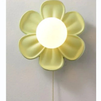 Modern Green Petal LED Wall Lamp – Decorative Wall Sconce for Home