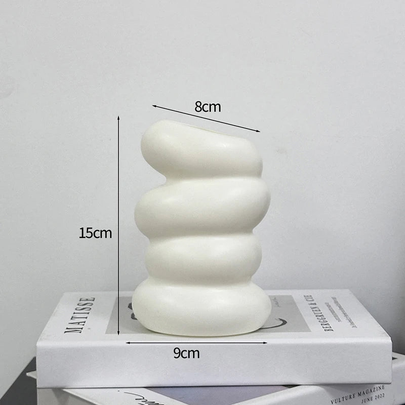 Modern Plastic Flower Vase – Aesthetic Home Decor