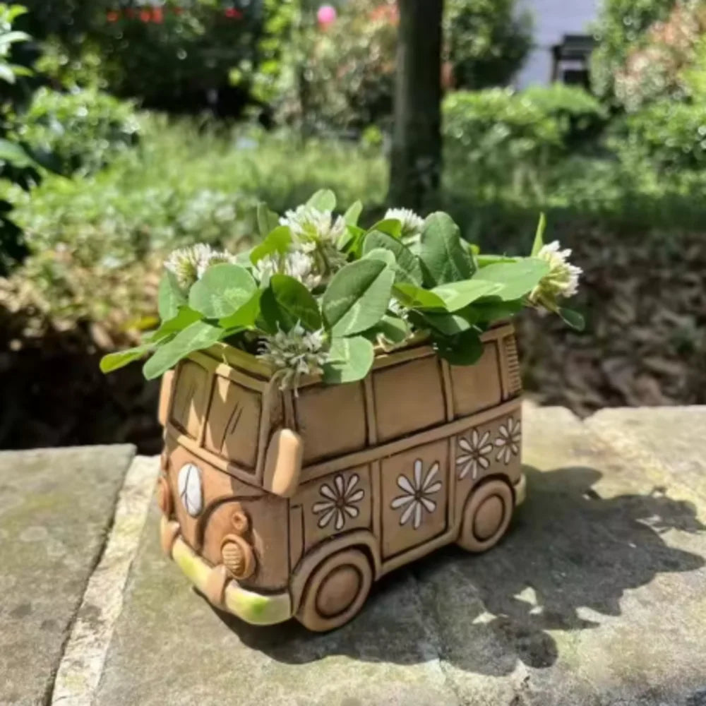 Retro Hippie Bus Shaped Flower Pot, Peace &amp; Daisy Decor Resin Planter for Succulents Home Garden Decor