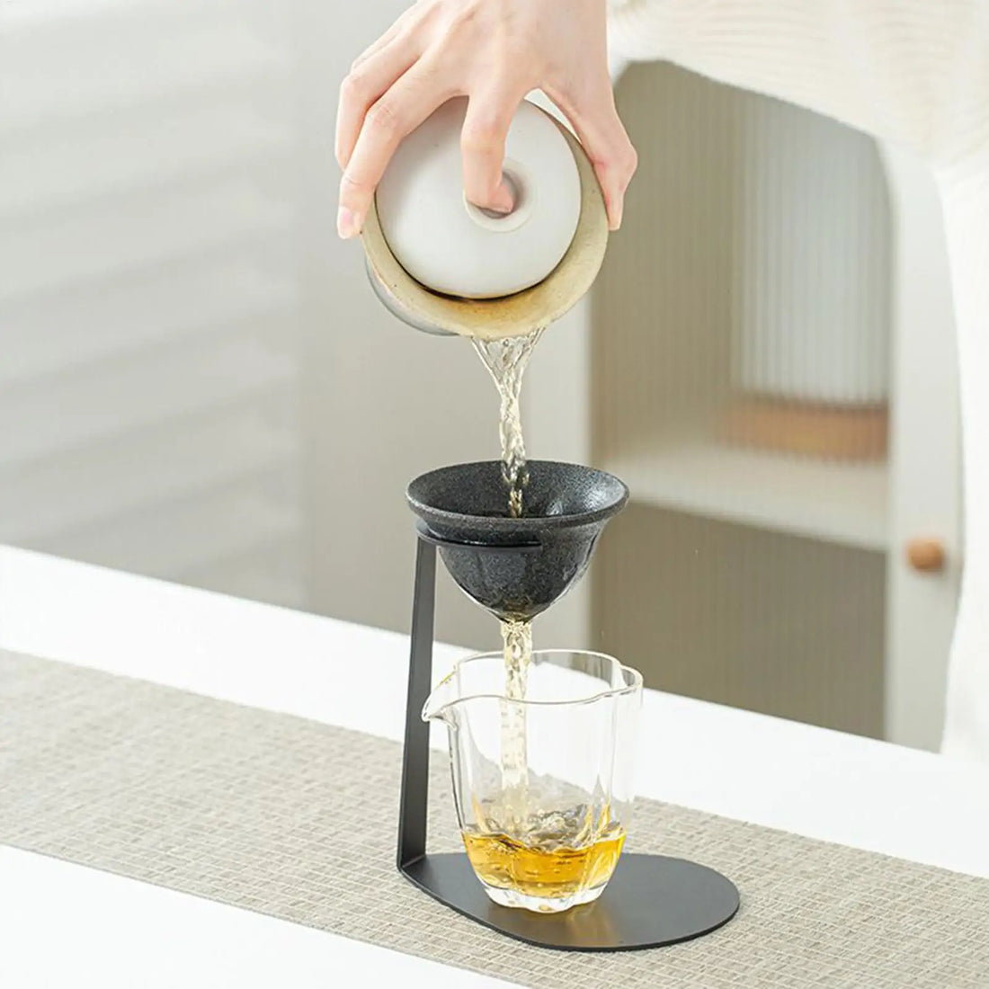 Non-porous tea filter, tea set accessories, Ceramic Coffee Strainer With Stand, coffee filter, reusable coffee drip filter