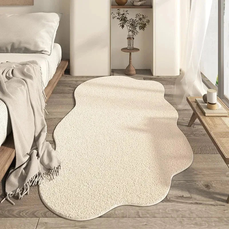 VIKAMA Irregular-Shaped Cream-Colored Rug, Modern Minimalist Design Velvet Area Rug, Suitable for Bedrooms, Soft Home Decor Rug
