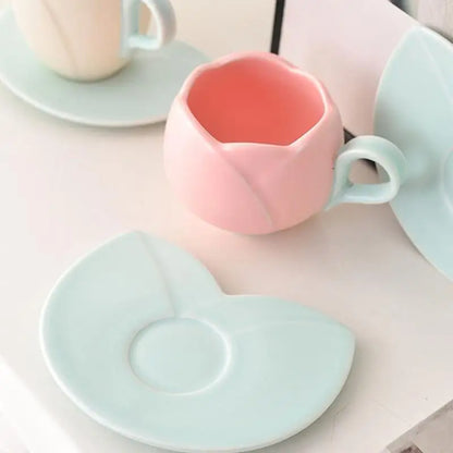 Luxurious Retro Ceramic Espresso Cup Set with Textured Flower Pattern