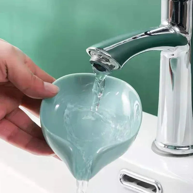 Leaf-Shaped Drain Soap Holder with Suction Cup Base (1Pcs)