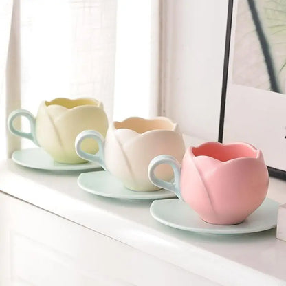 Luxurious Retro Ceramic Espresso Cup Set with Textured Flower Pattern