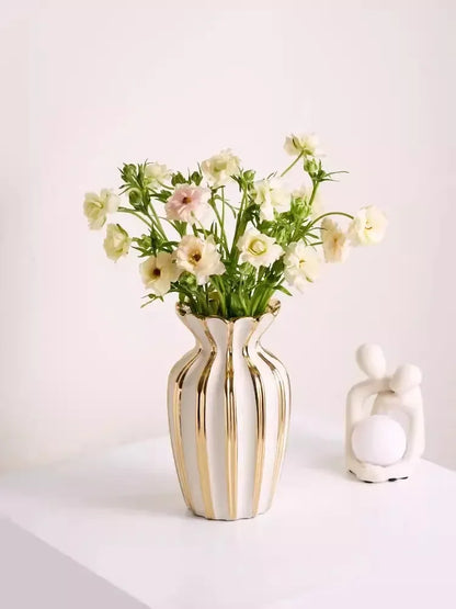 Nordic Retro Gold-Painted Cream Ceramic Vase