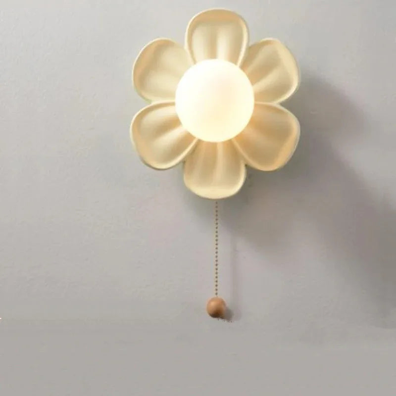 Modern Green Petal LED Wall Lamp – Decorative Wall Sconce for Home